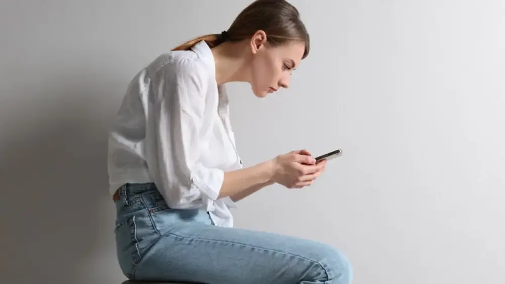 Top 5 Signs Your Posture Is Damaging Your Health